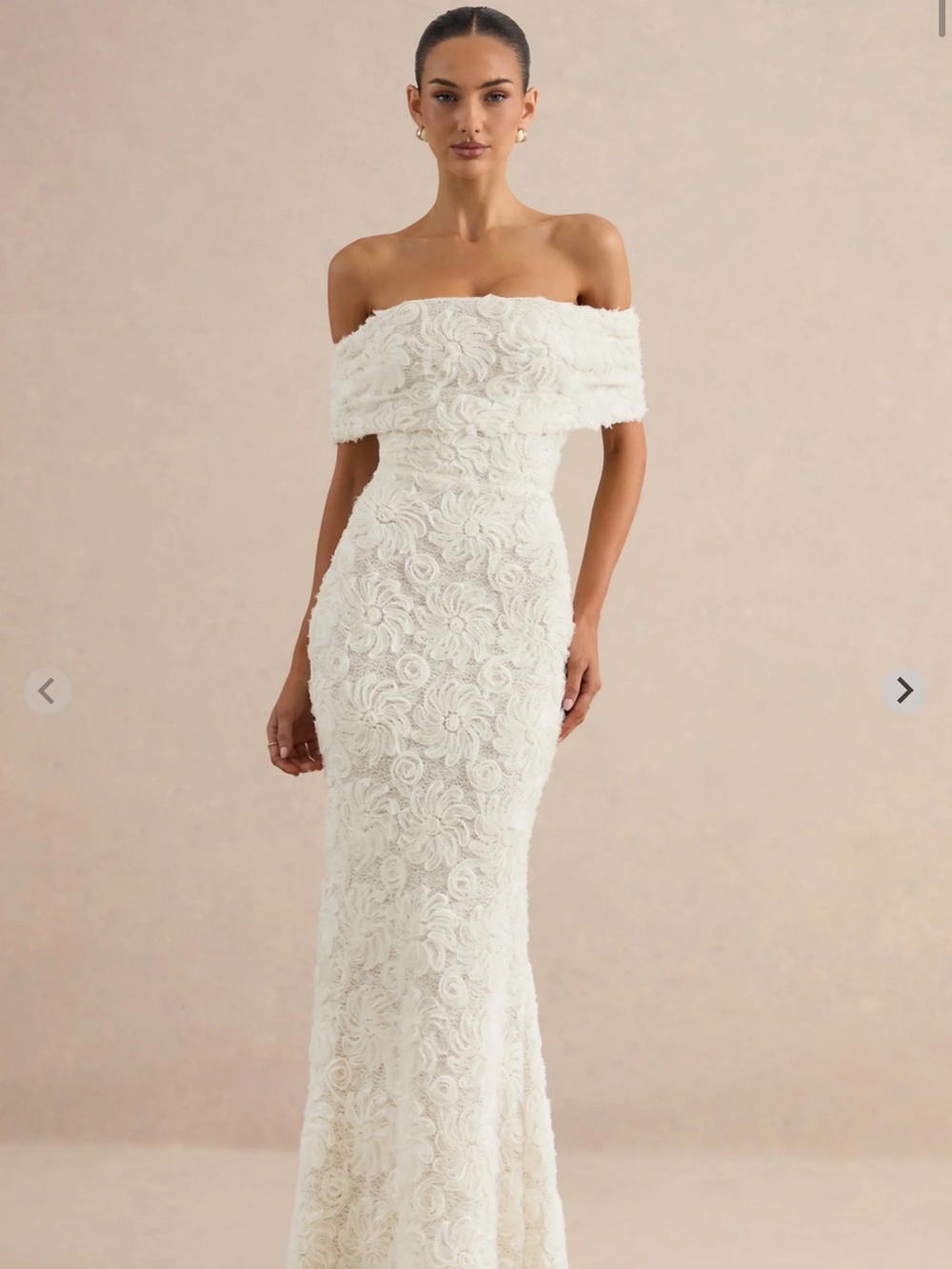 Strapless Floral Lace Column Dress in Ivory